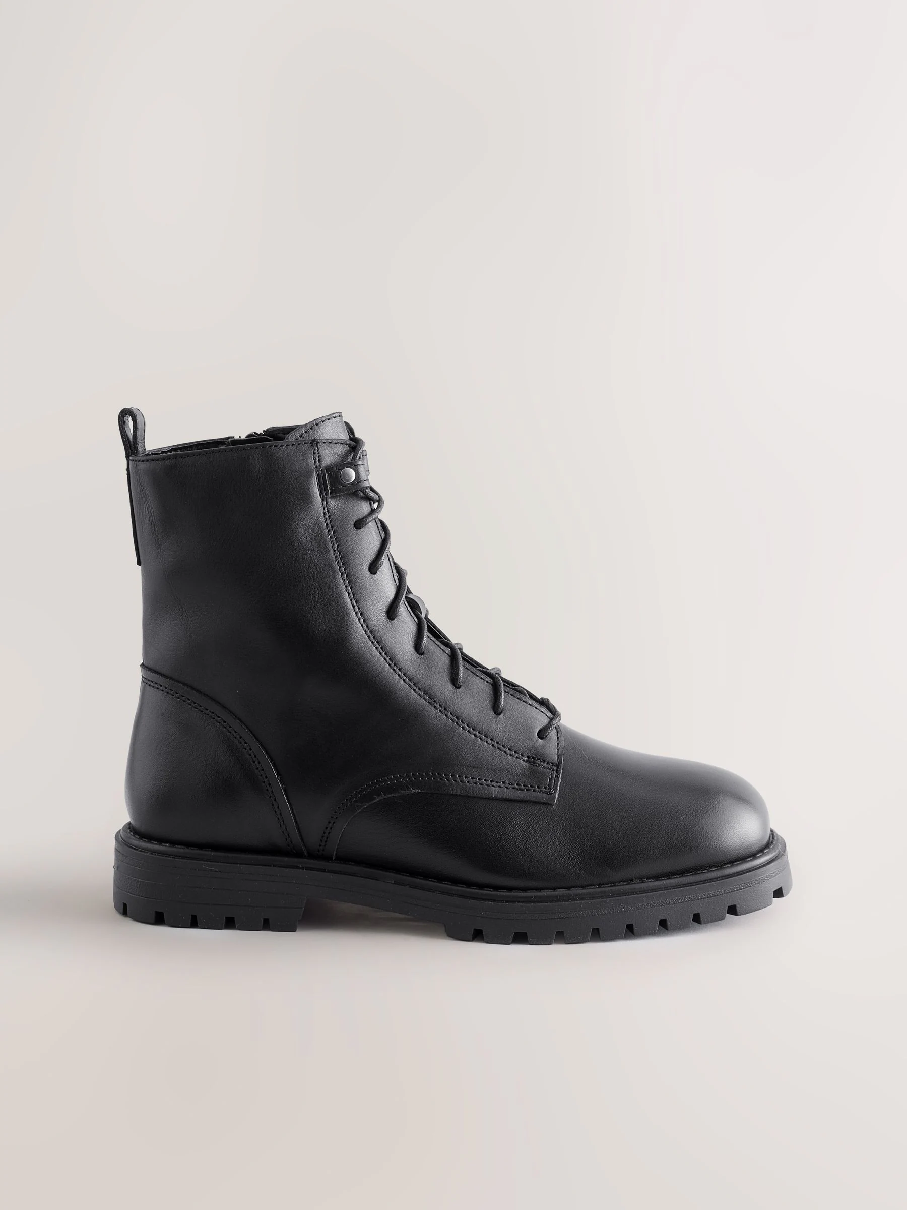 Zwart leer - Forever Comfort® veterlaarzen met vierkante neus