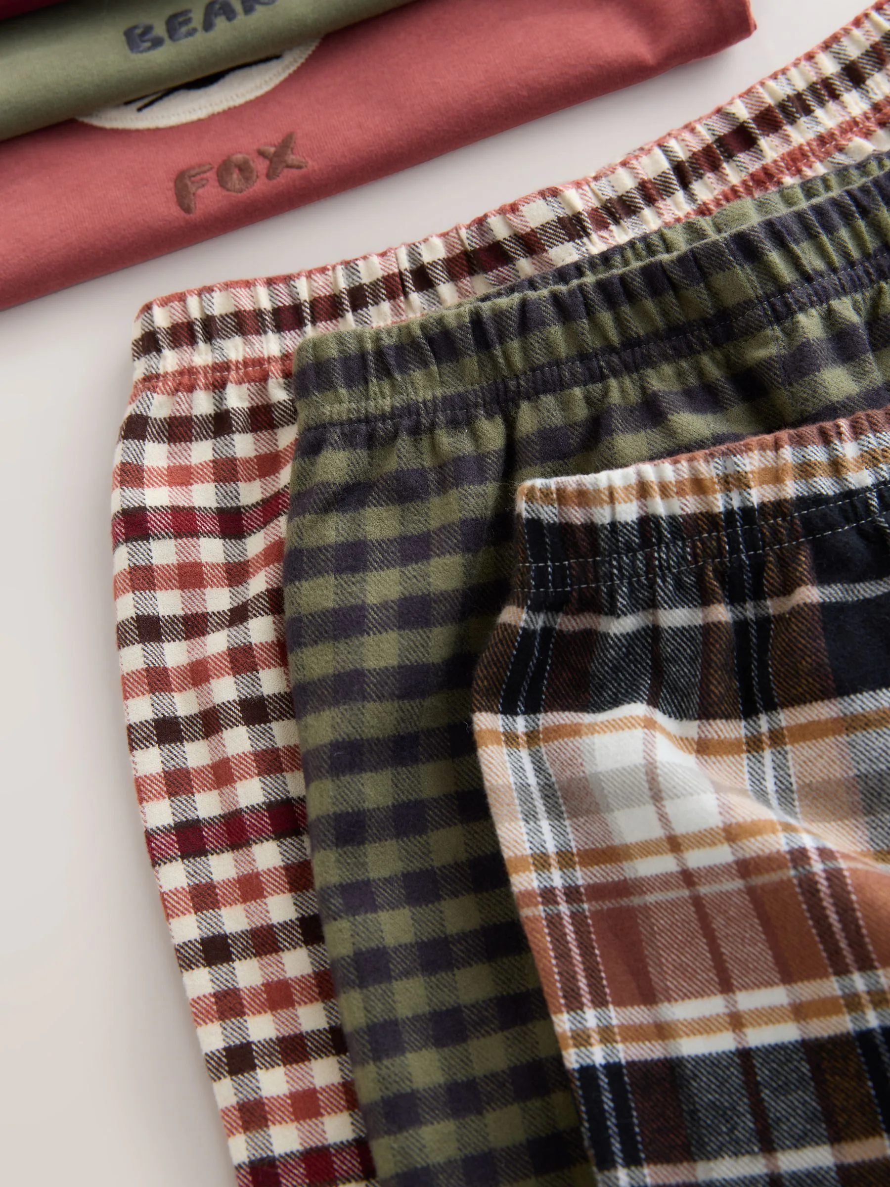Rood/groen - Pyjama met geweven onderkant 3 Pack (9mths-12yrs)