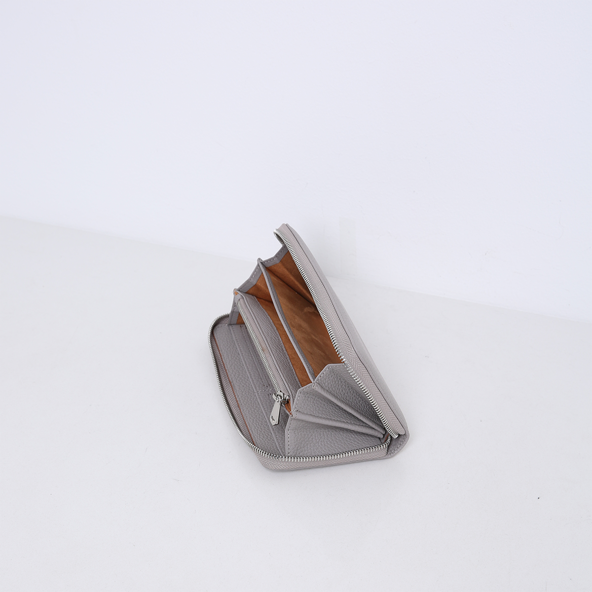 LUNA | TAUPE