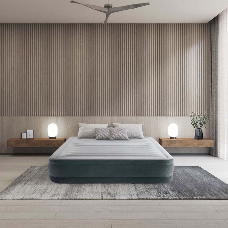 INTEX - Comfort Plus - Opblaasmatras - Zwart - Polyester