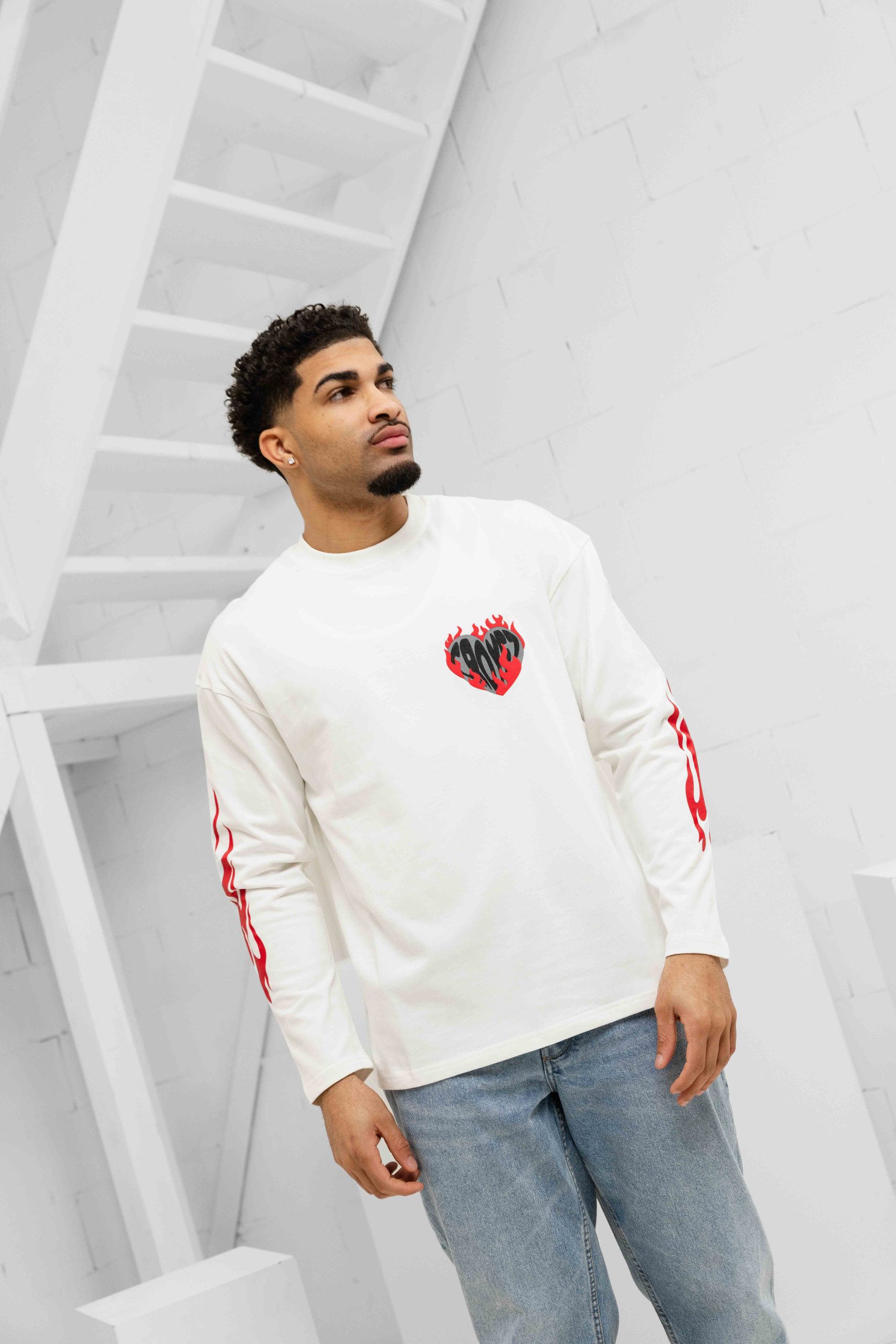 Croyez Heart On Fire Longsleeve T-Shirt Heren Gebroken Wit
