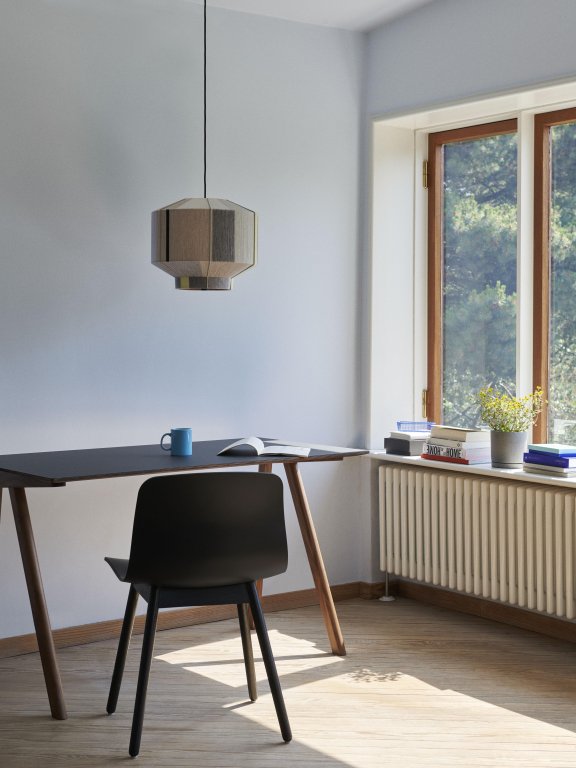 Hay Copenhague CPH90 bureau 130x65, gelakt walnoot bordeaux