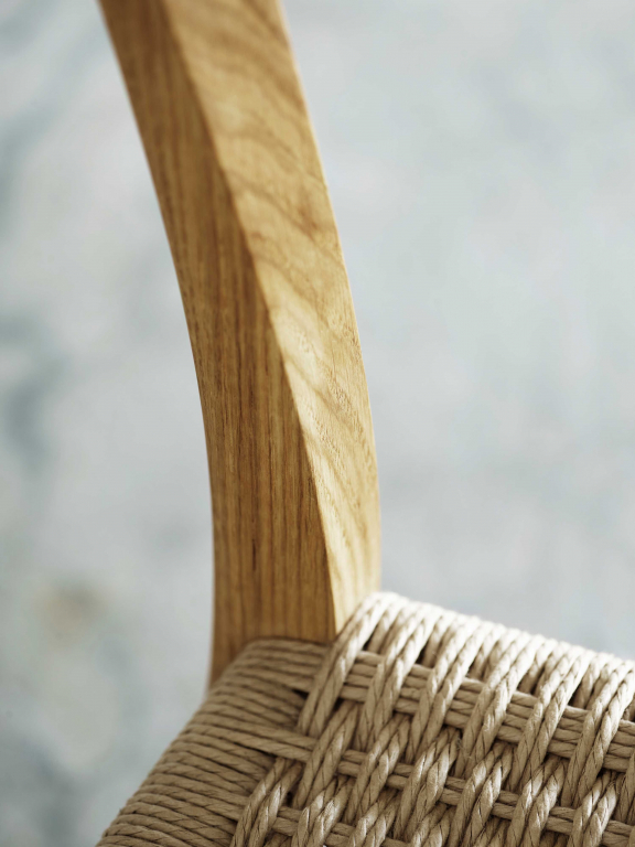 Carl Hansen & Son CH23 stoel Oak-Walnut Oil/Natural paper cord