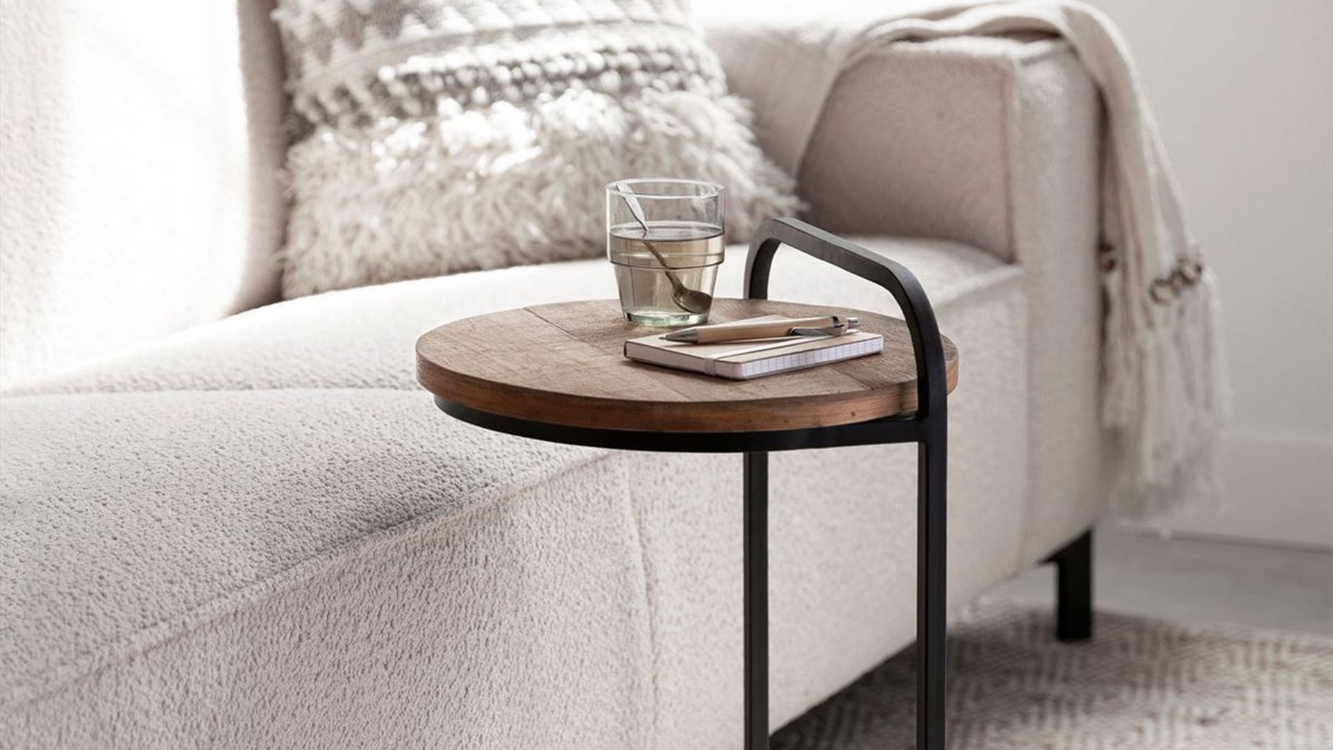 DTP Home   Soho Laptoptafel