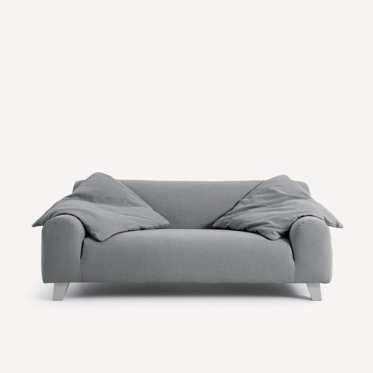 OTTO STUDIO PARA AM.PM<br>Sofá compacto em linho de algodão, ousado