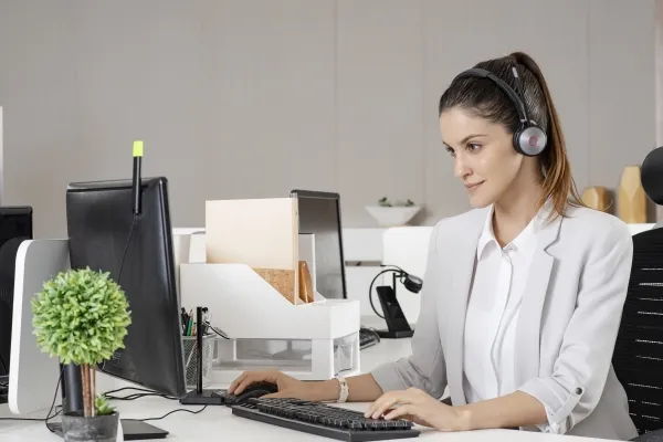 Yealink WH62 Mono - Til Microsoft Teams - headset - på øret - DECT - trådløs - Certified for Microsoft Teams
