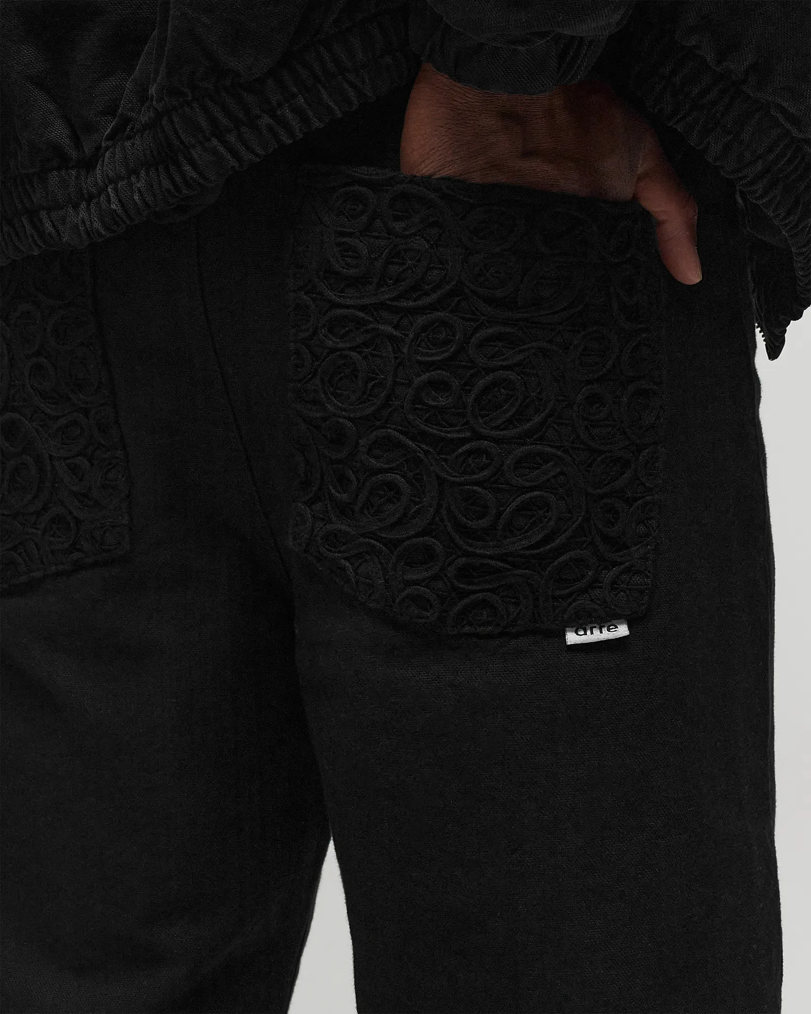 Arte Antwerp Embroidery Back Pocket Canvas