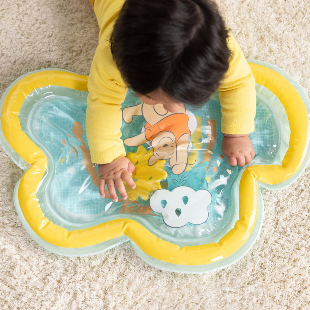 Køb Bright Starts Winnie The Pooh Once Upon A Tummy Time™ Water Mat