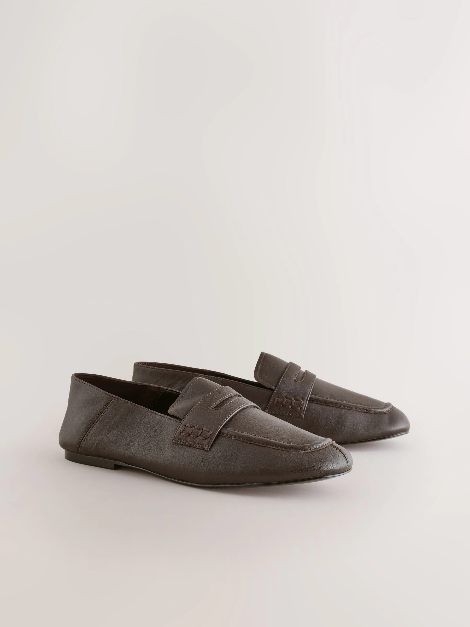 Chocoladebruin - Forever Comfort® - Leren instappers met vierkante neus en open achterkant