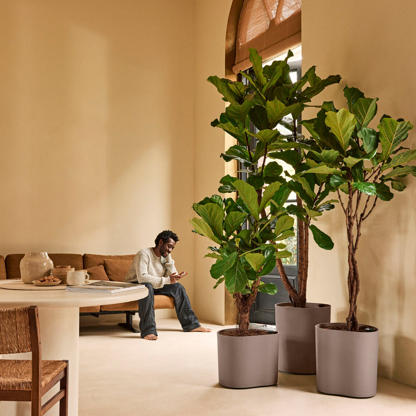Elho Eden Aquacare Medium 40 - Zacht taupe - L 42 x B  x H 42 cm - Binnen en Buiten - 100% gerecycled kunststof