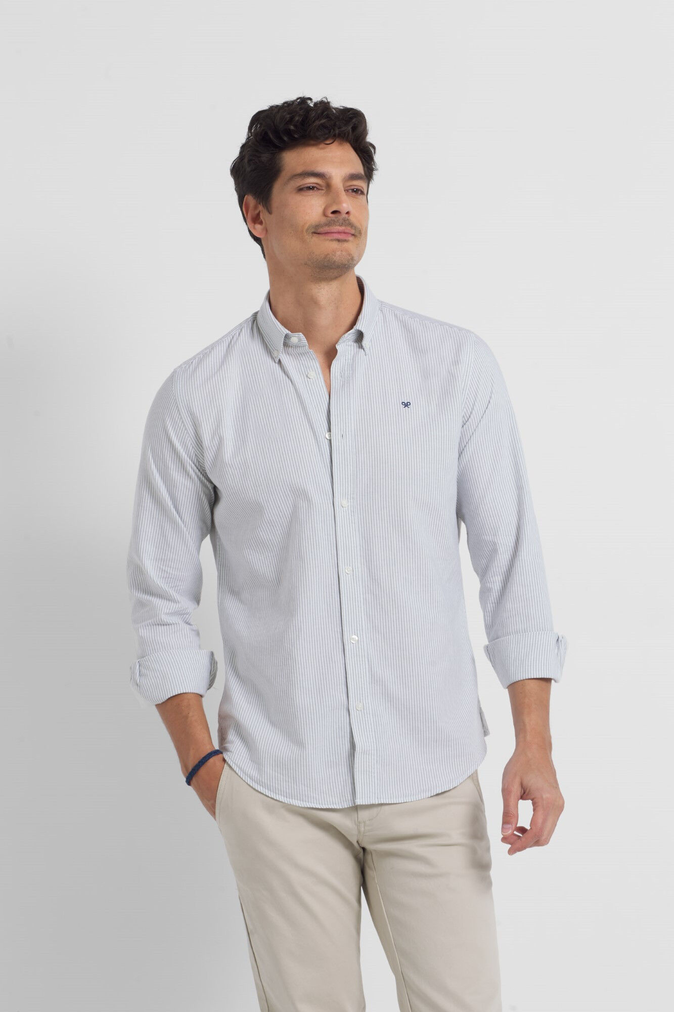 Camisa oxford esportiva com listras verdes - Cáqui