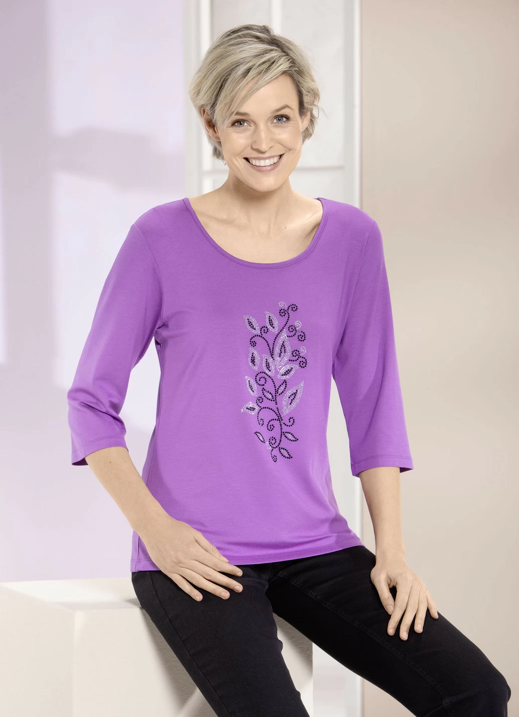 Shirt mit Strasssteinen in 2 Farben