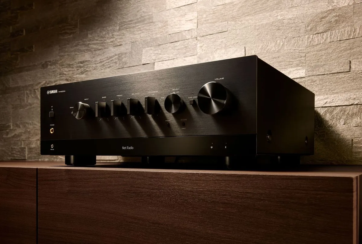 Yamaha R-N800A Noir   Yamaha MusicCast 20 (WX-021) Noir Amplis hi-fi stéréo