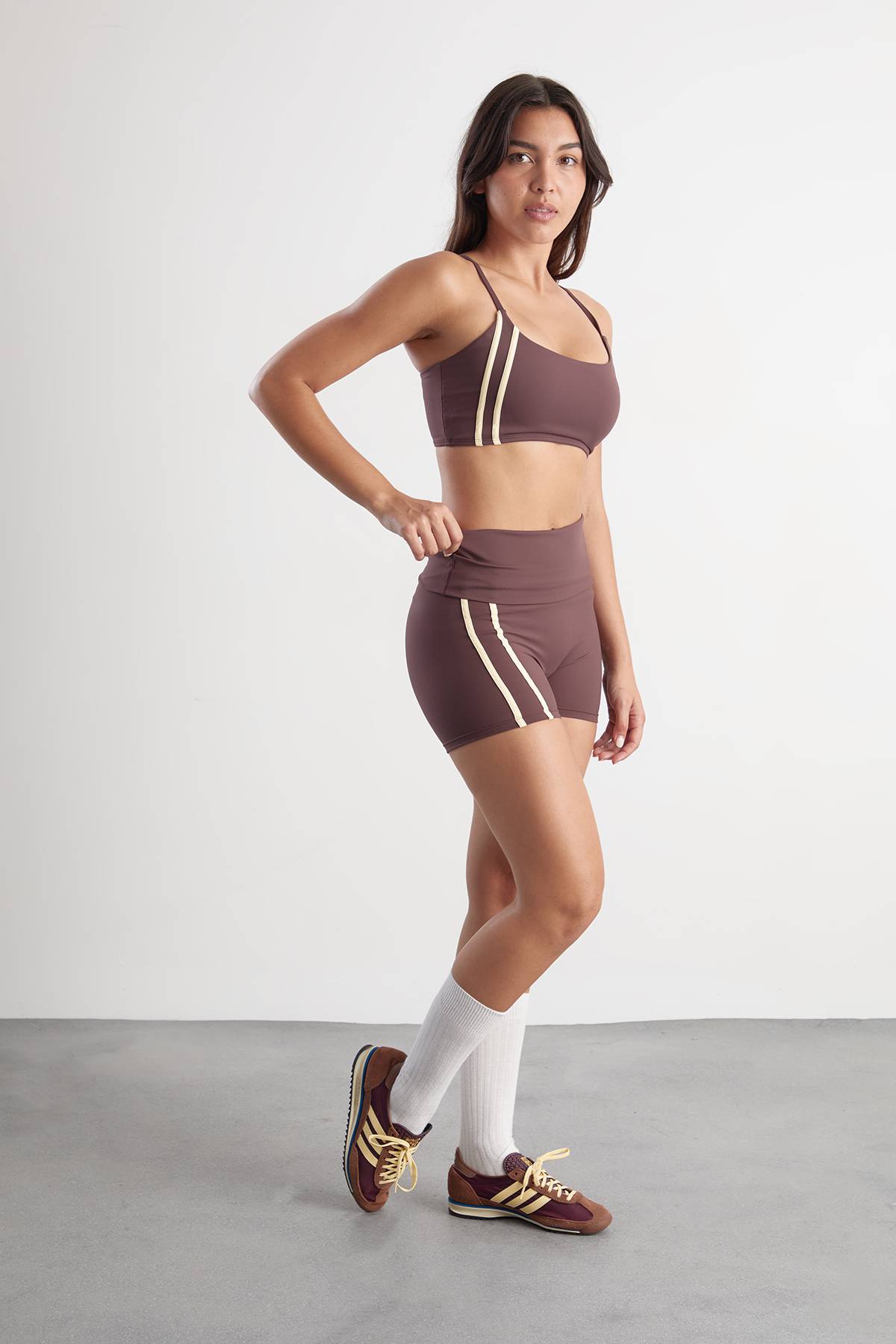 Short Mini À Rabat Dsgn Studio Sculpt Avec Bandes Latérales
