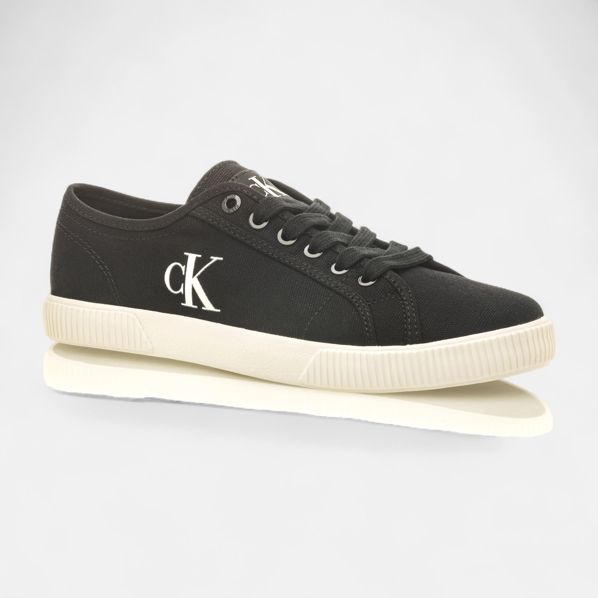 Baskets en toile Femme noir