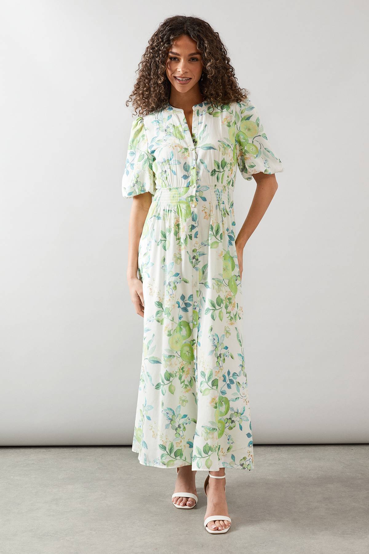 Wallis Robe Longue À Imprimé Fruits Avec Boutonnage Sur Le Devant