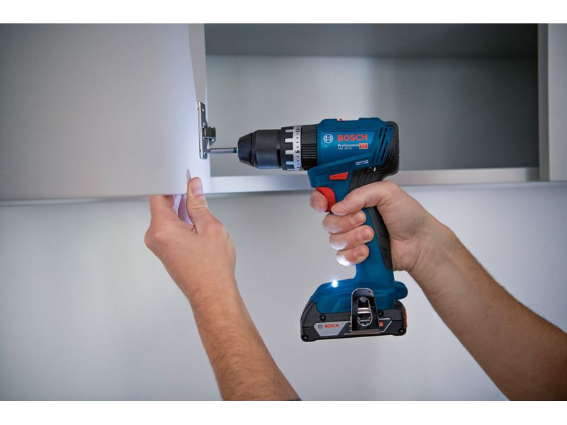 Bosch Professional Akku-Schlagschrauber GSB 18 V-45 Kompakter Akku-Schlagbohrschrauber