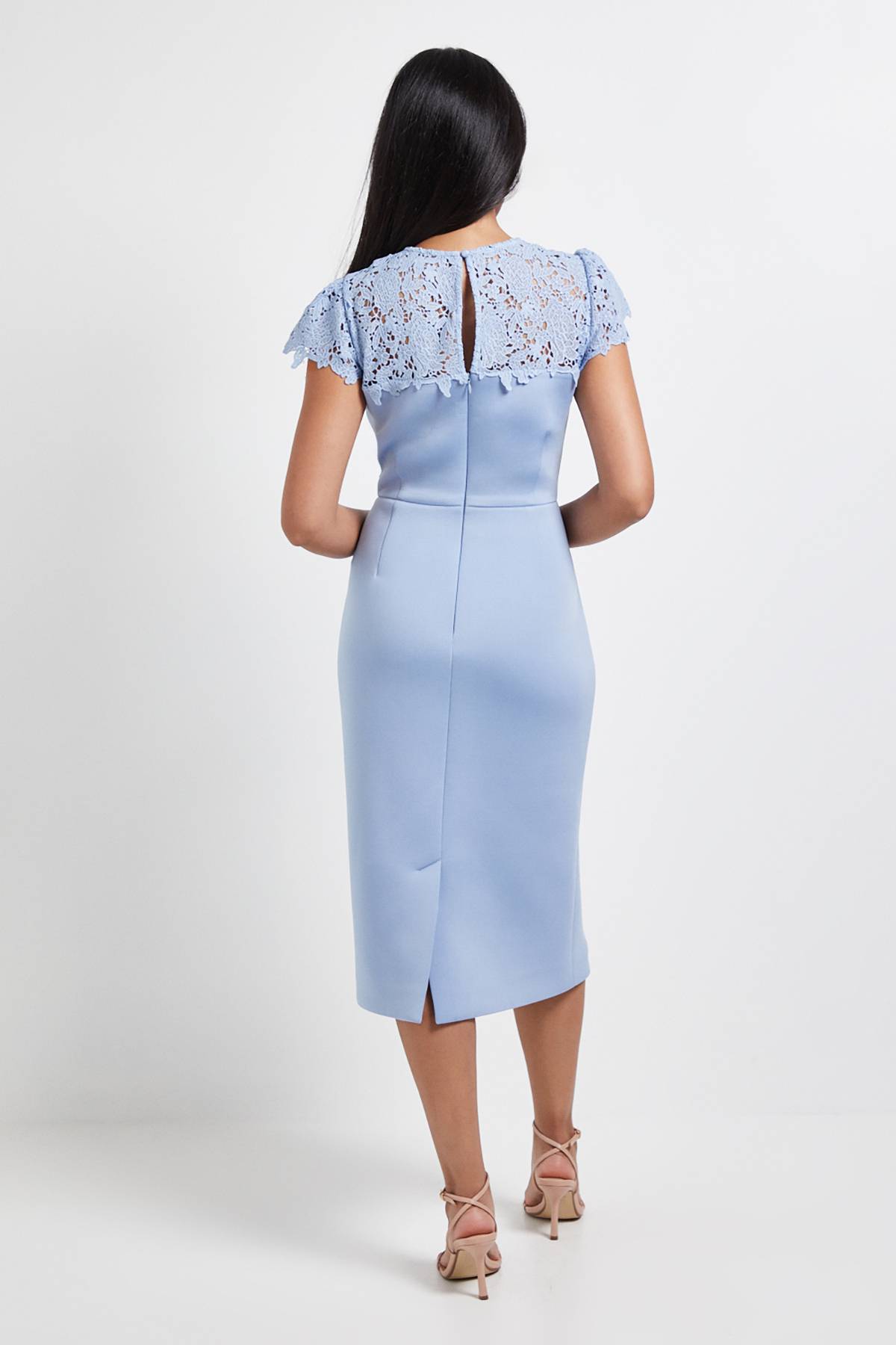 Wallis Robe Crayon Petite en Scuba avec Manches en Dentelle
