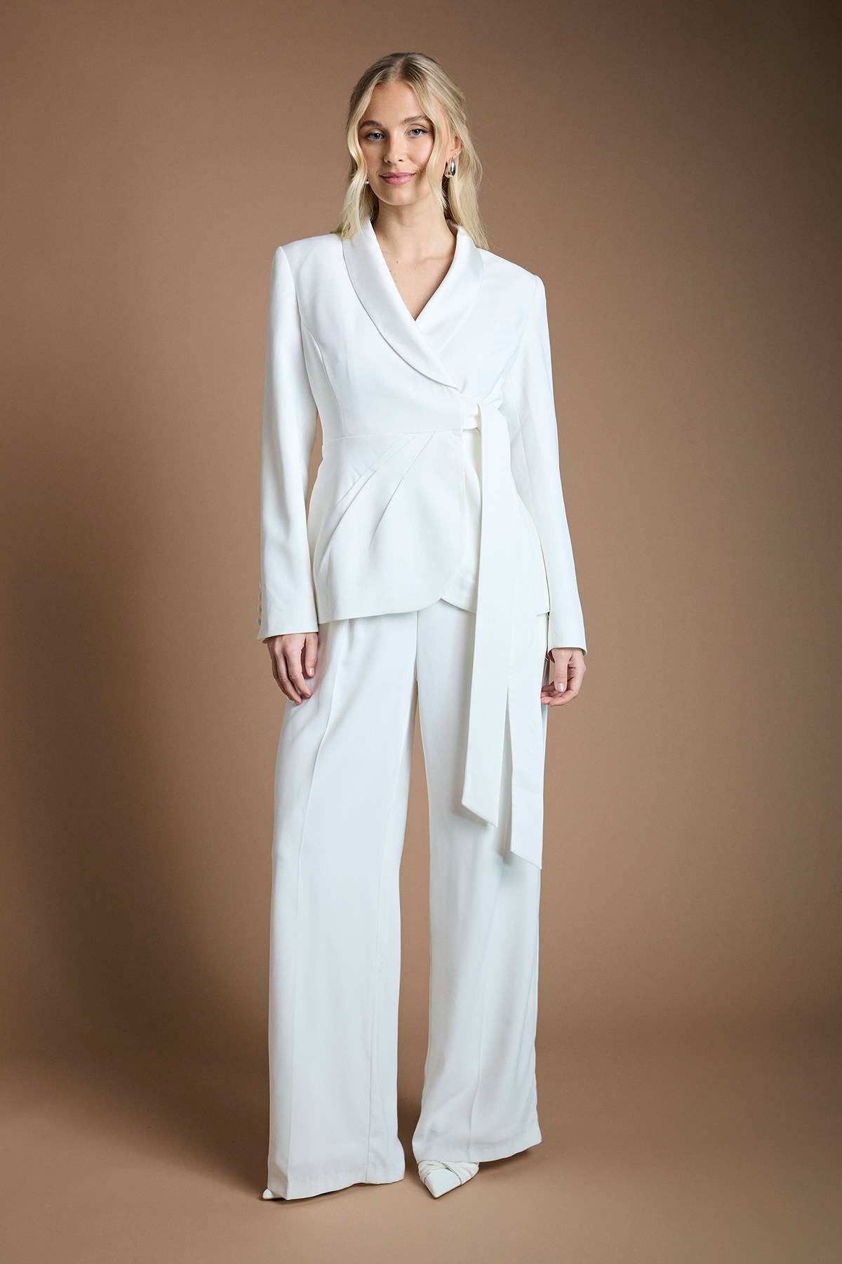 Coast Blazer De Mariage À Revers En Satin Et Devant Croisé