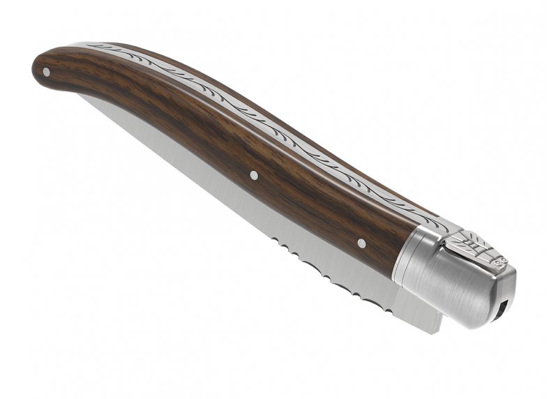 Couteau Laguiole avec un manche en bois de noyer et 1 mitre en acier inoxydable