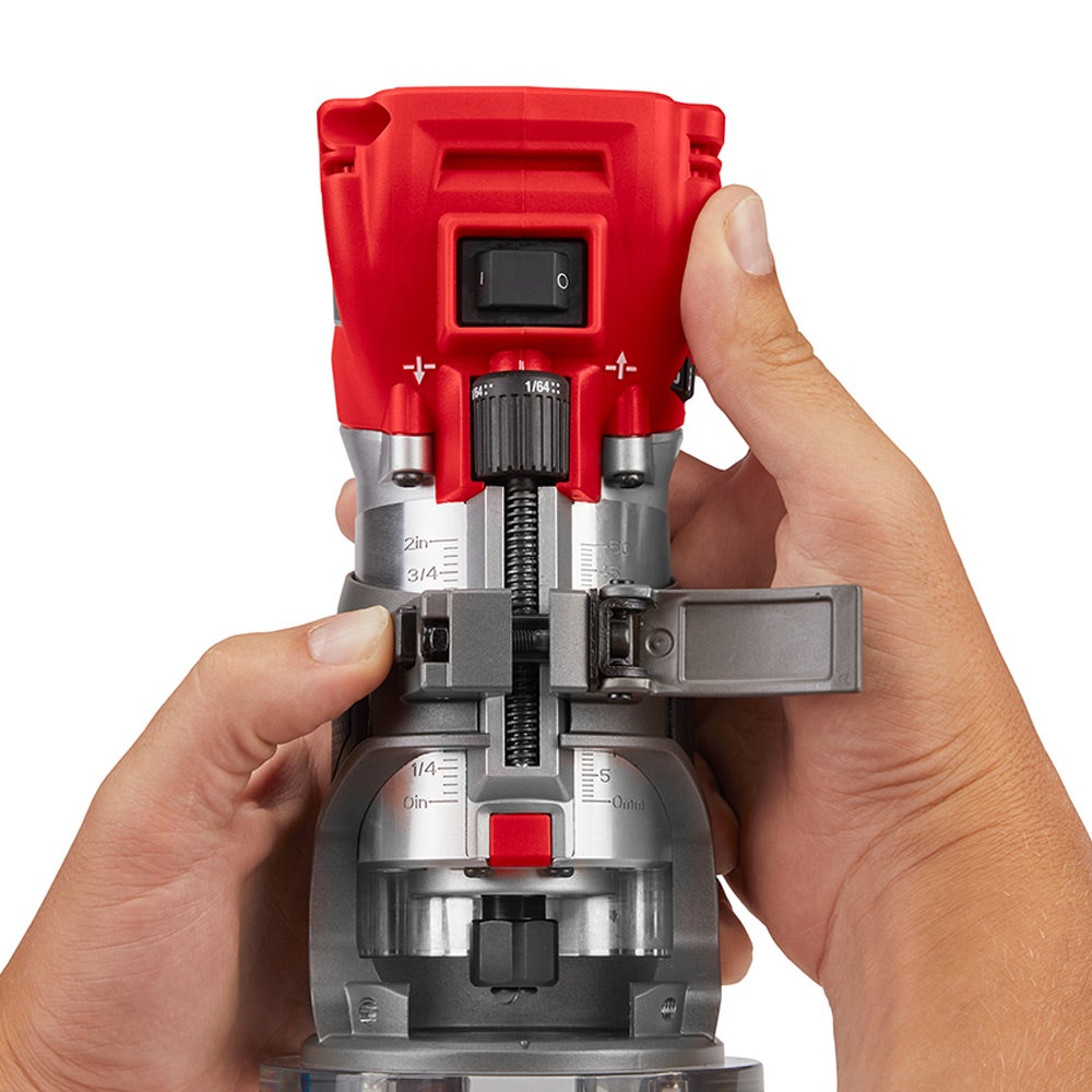 MILWAUKEE 18V FUEL™ Aparador de Revestimento Laminado M18FTR-0