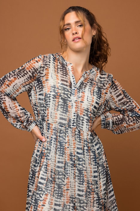 Maxikleid, A-Line, Batik Print, Rundhals, Knopfleiste, Volants, Langarm