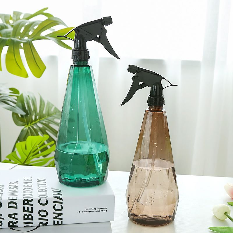 Showroom - Plastic tuinspuitfles