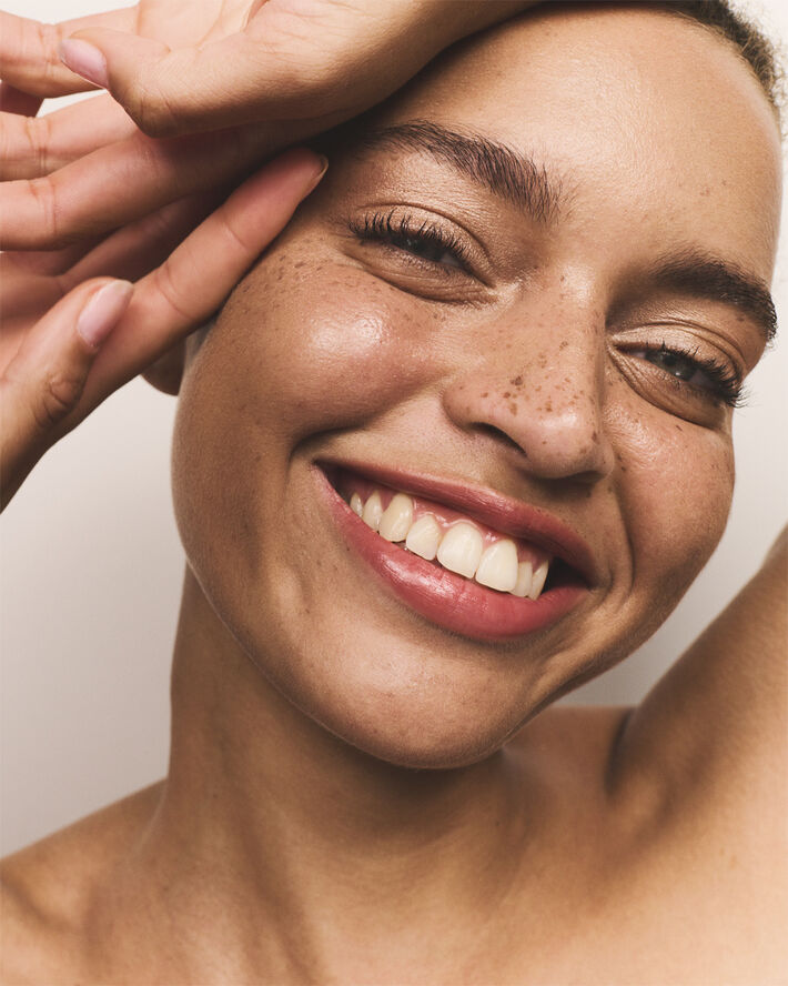 MIILD Skin Glow Tinted Beauty Balm Contour