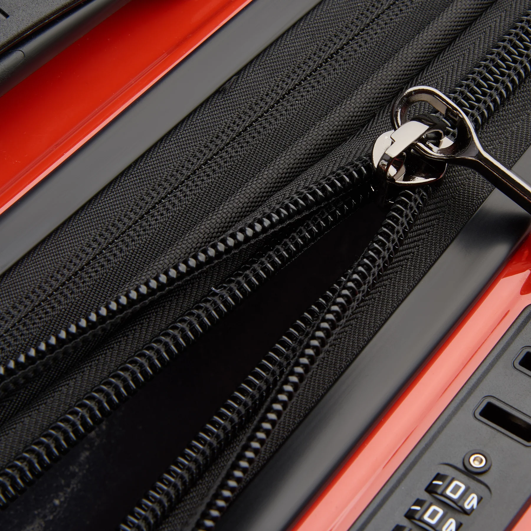 Valise soute - M extensible (66cm)