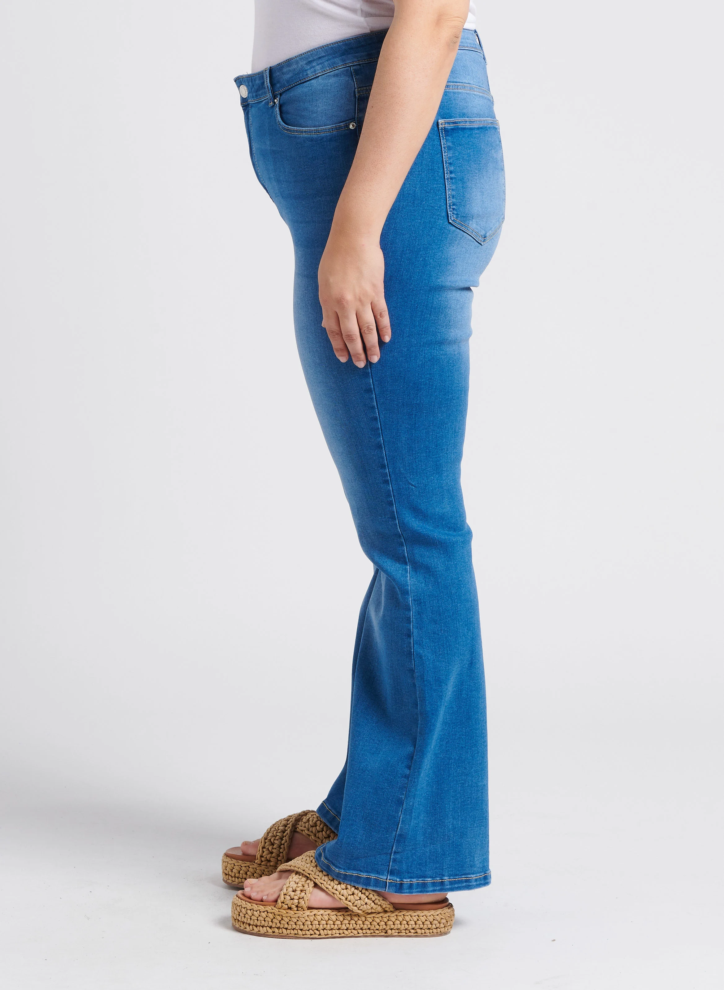 Jean flare denim délavé en coton mélangé| Jean Délavé