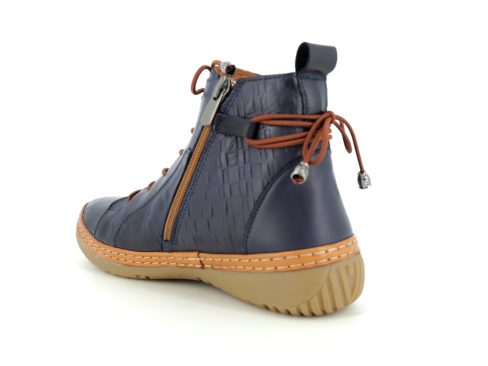 Madory-NUSAR Cuir Marine