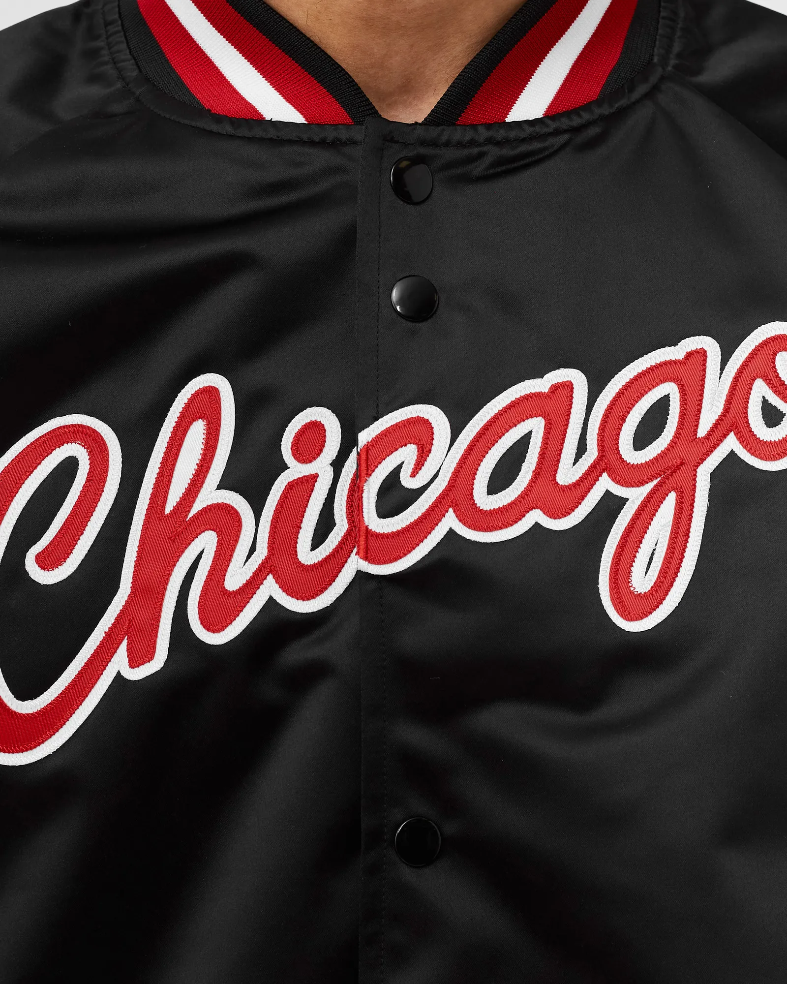 Mitchell & Ness NBA Lightweight Satin Jacket Chicago Bulls