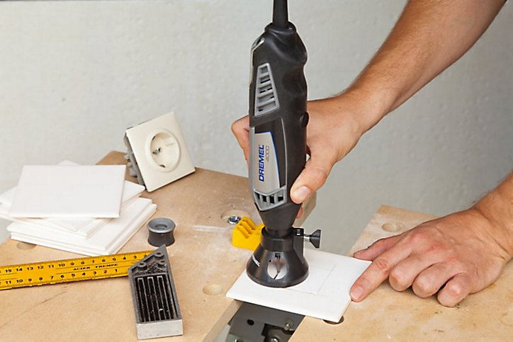 Kit de découpe de faïence Dremel 566