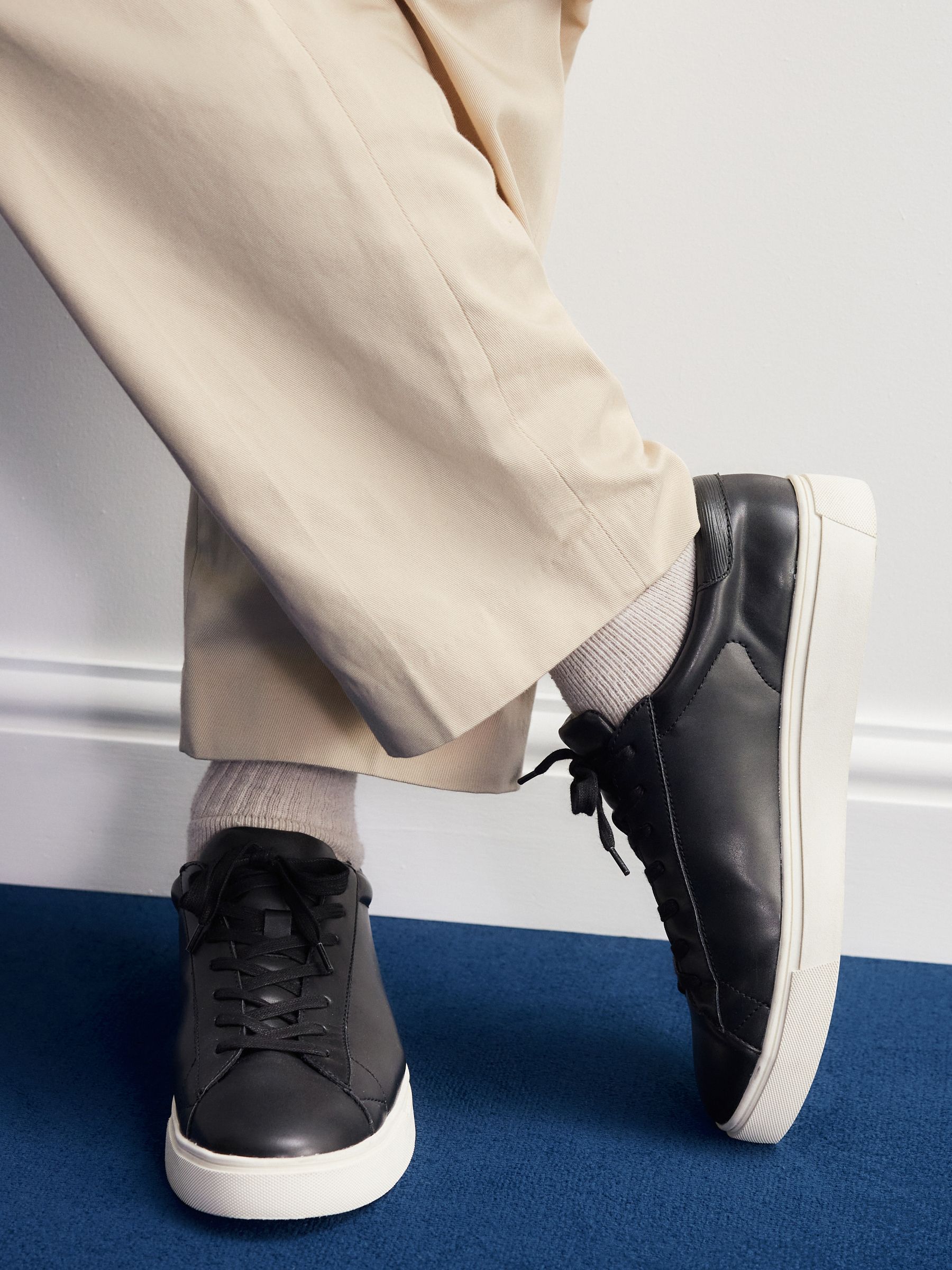 Zwart - Chic-casual lange sneakers