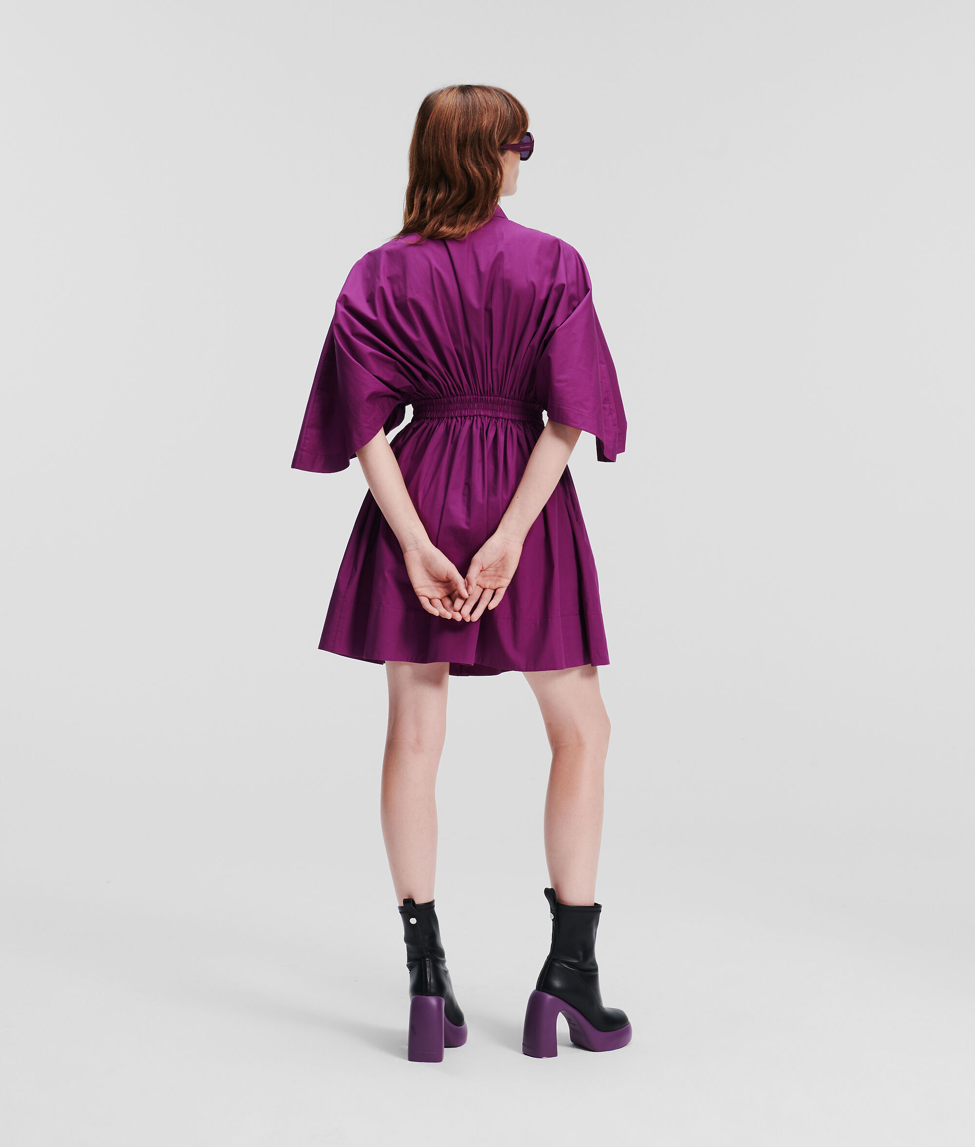 ROBE-CHEMISE FRONCÉE SÉLECTIONNÉE PAR HUN KIM