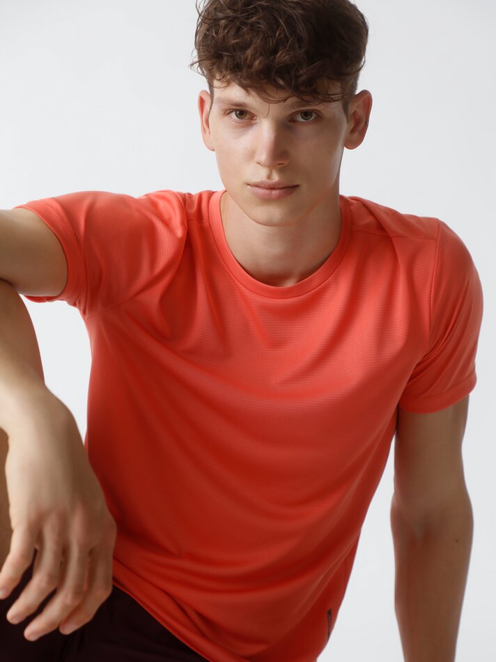Camiseta esportiva - Coral