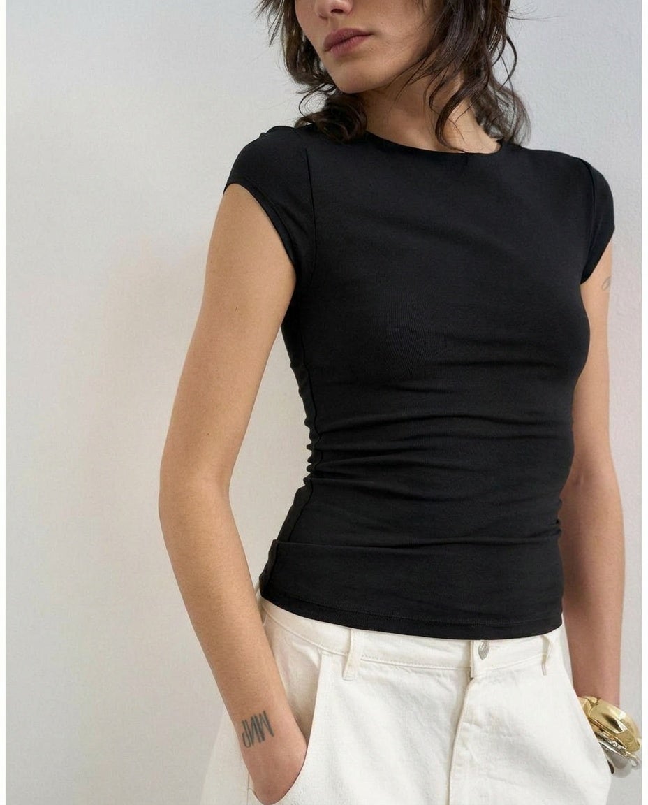 TSPERNILLA Top