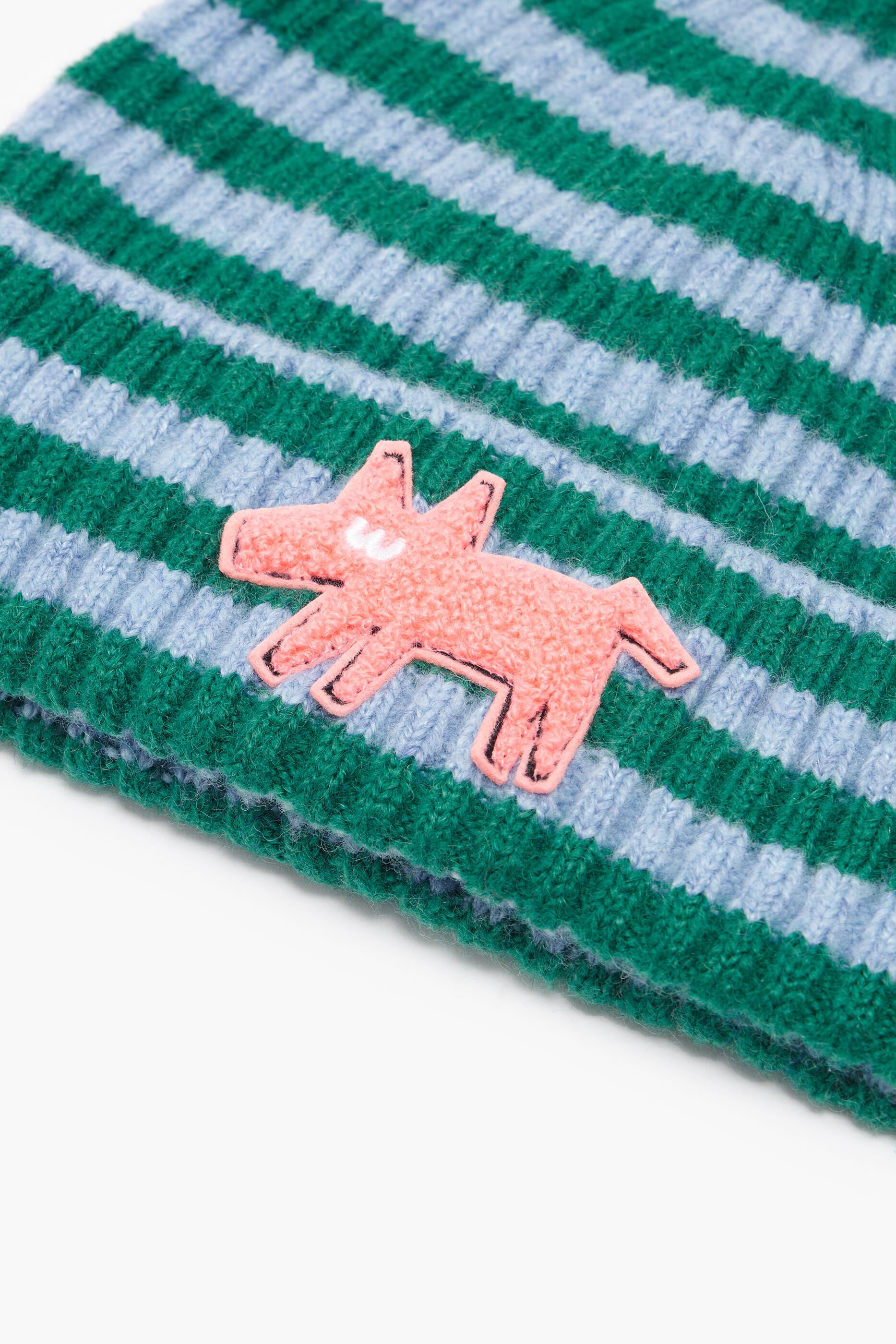 Gorro de tricô listrado verde
