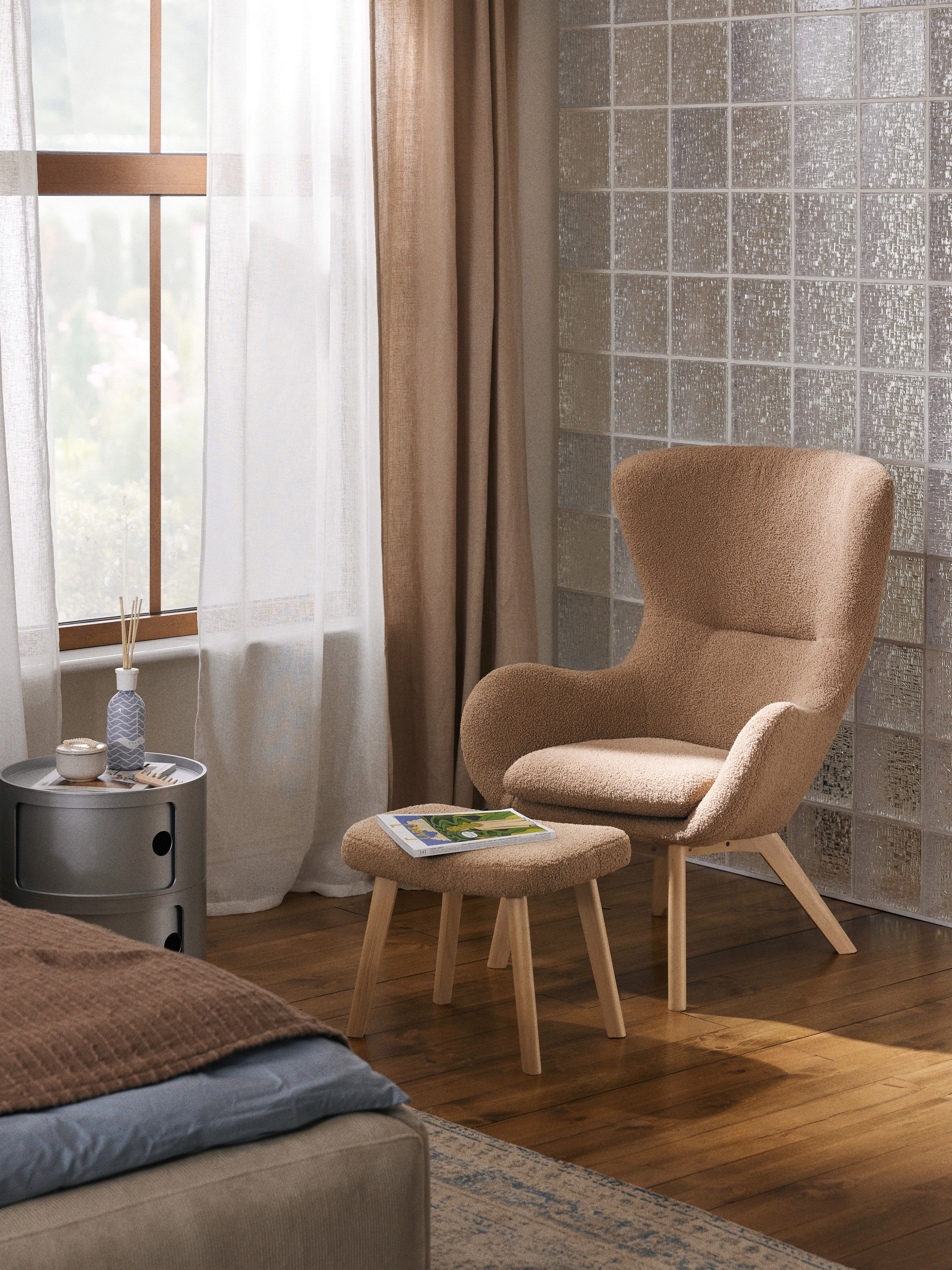 Teddy kruk Wing met houten poten