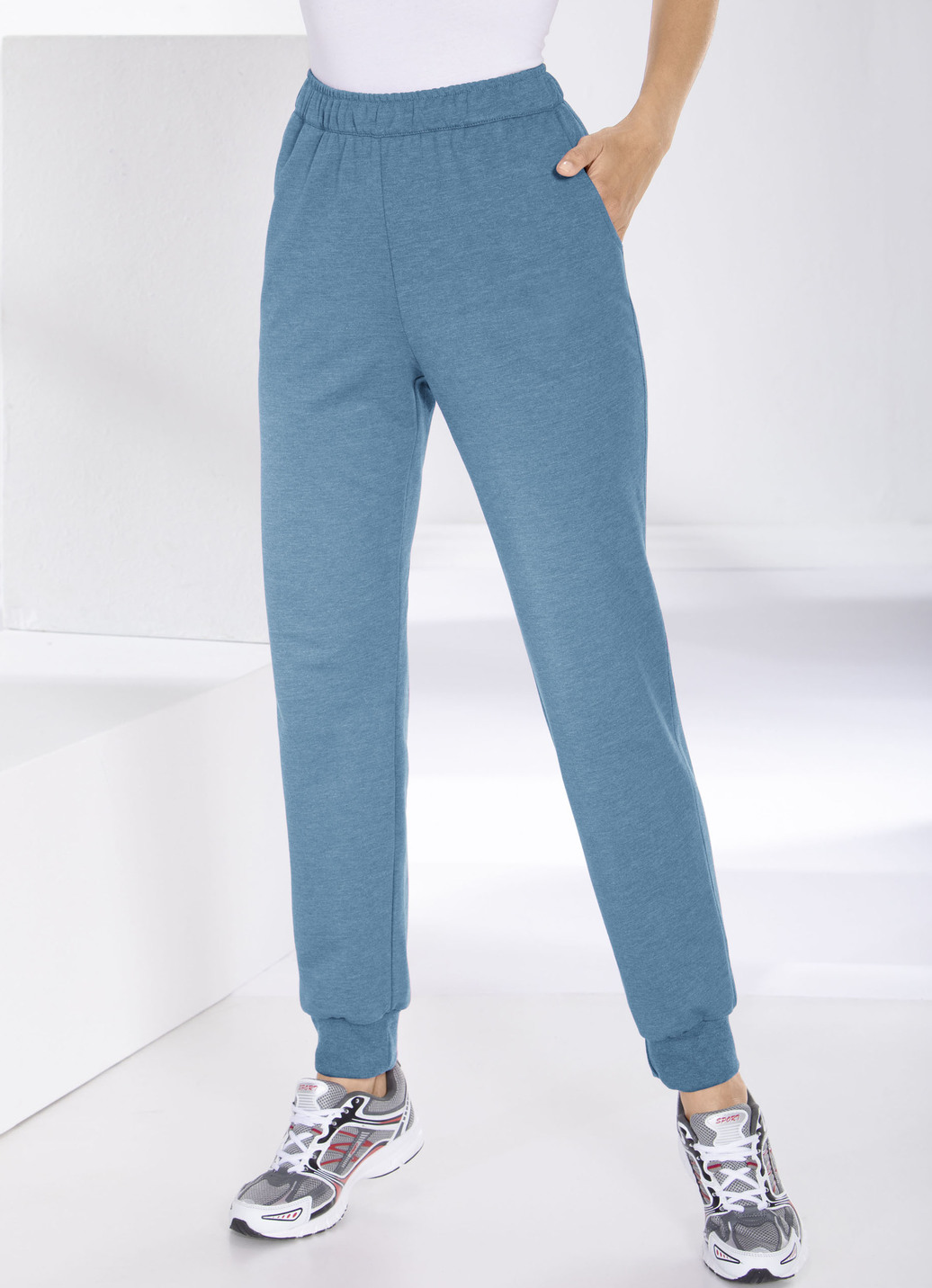 Freizeithose von „Athlet“ in 4 Farben
