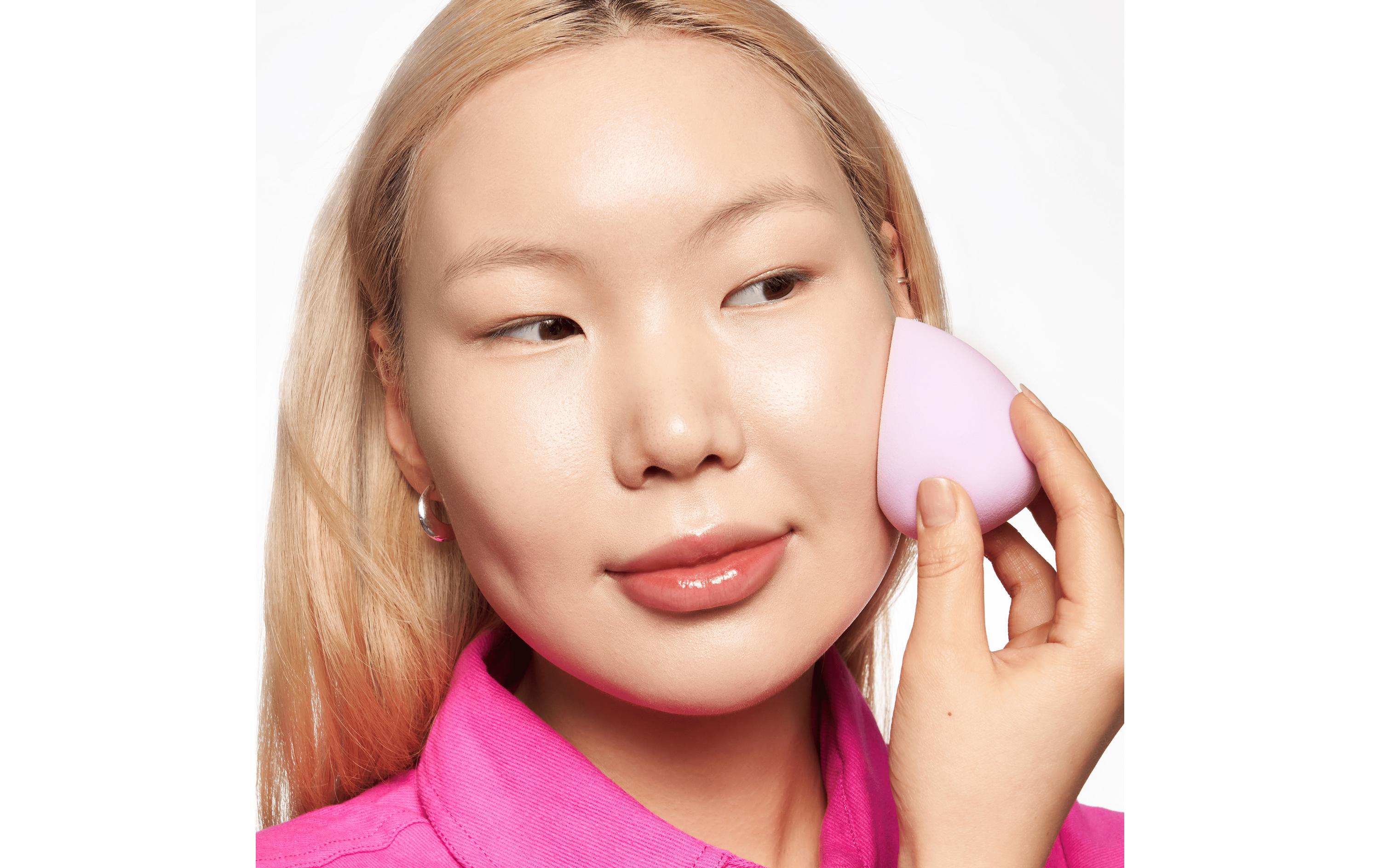 Schwamm Make up and Baking SpongeMake-up-Schwamm mit abgeschrägter Seite für Foundation und Puder