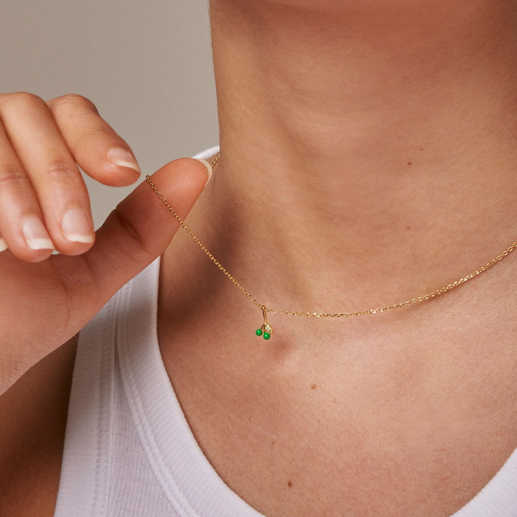 Enamel Copenhagen Necklace, Cherry grass green