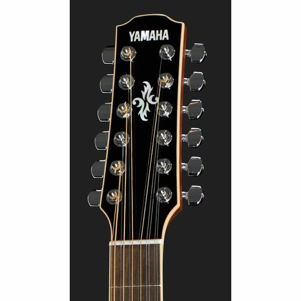 Yamaha APX700II-12 NT