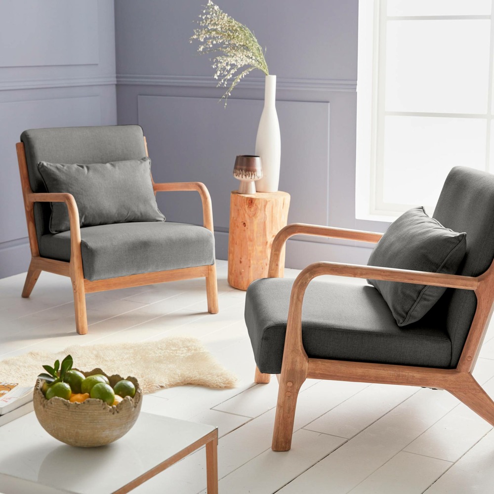 Fauteuil design en bois et tissu. 1 place droit fixe. Pieds compas scandinave. Structure en bois solide. Assise confortable. Gris