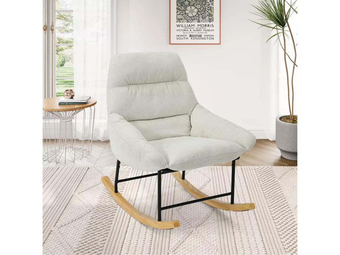 Fauteuil à bascule avec Coussin et pieds en bois massif, en tissu chenille Blanc cassé, Dossier inclinable, Profondeur d'assise 52cm