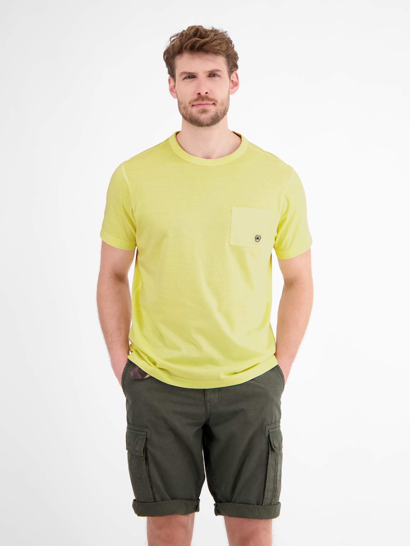 T-Shirt mit Brusttasche