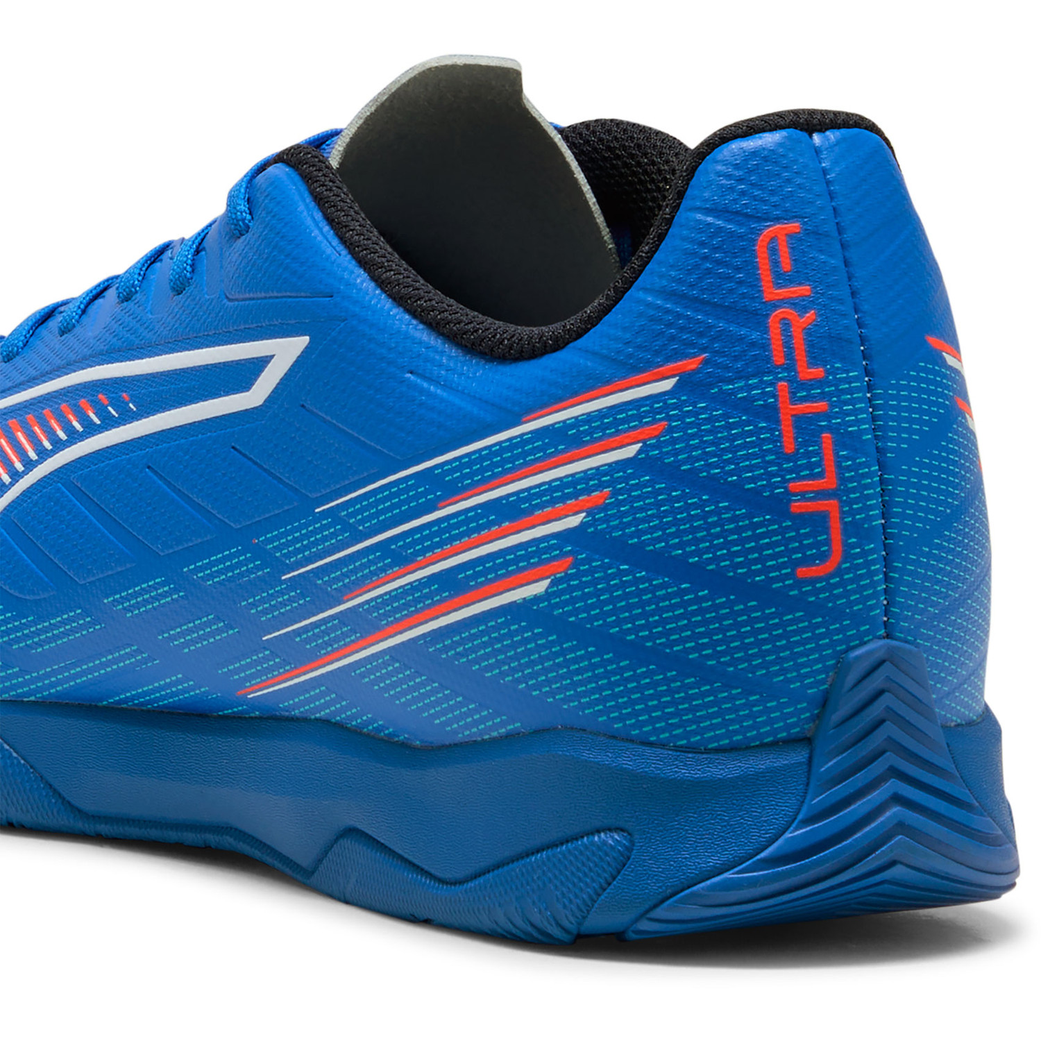 Puma Ultra 6 Play Indoor