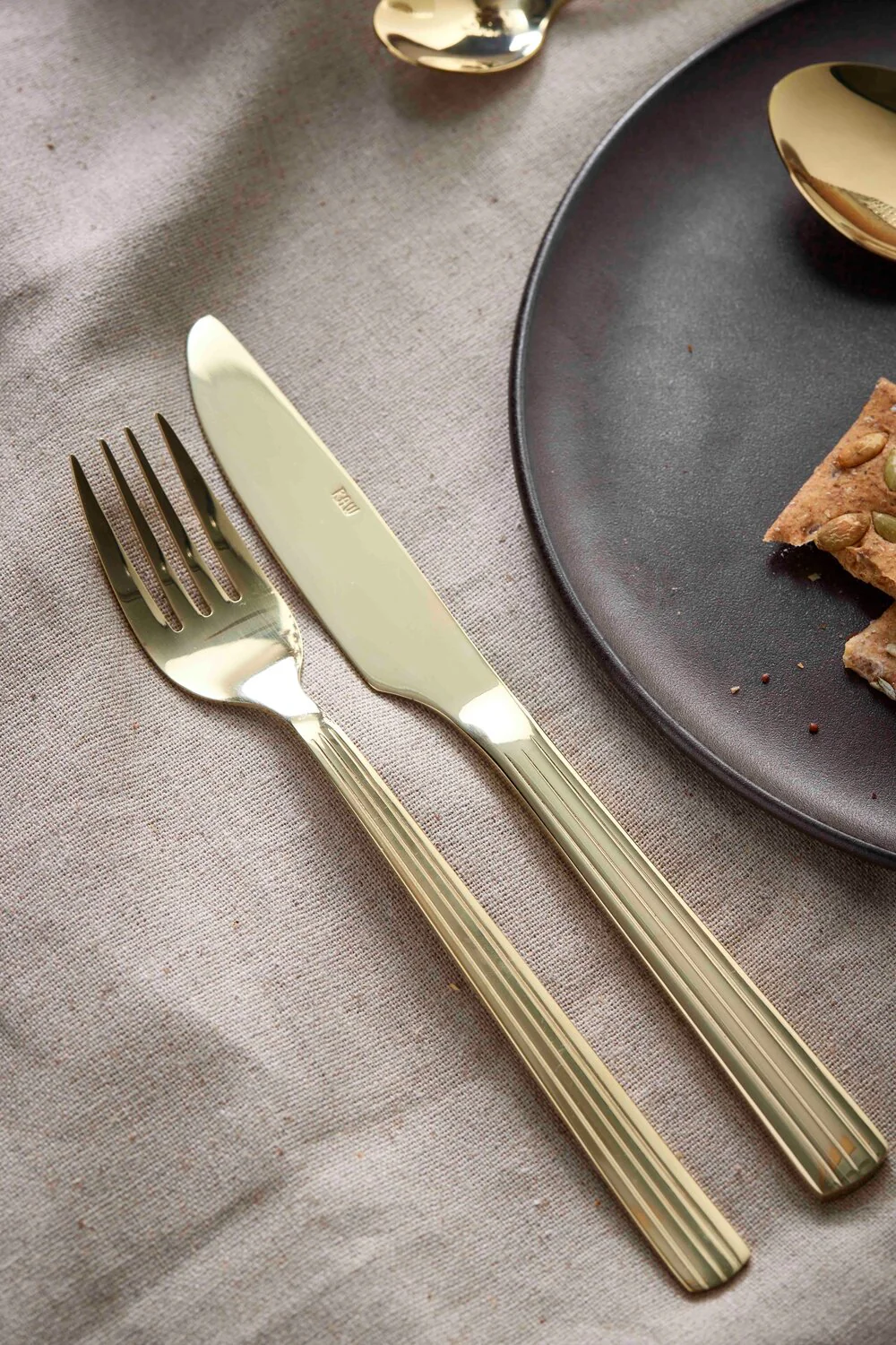 RAW  Bestiksæt, champagne guldfarvet - 24 dele