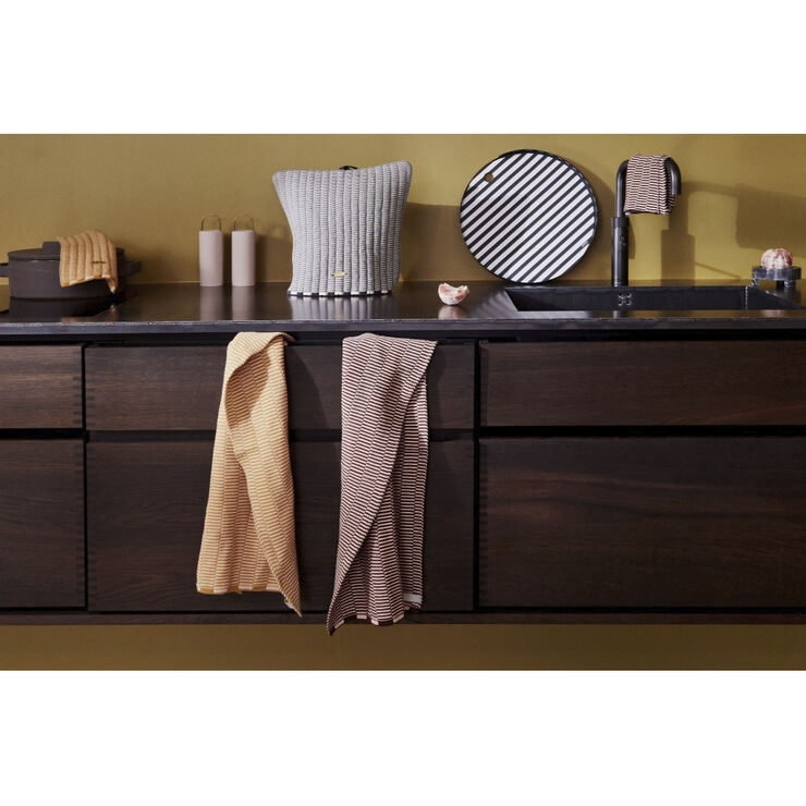 OYOY Living Design Stringa Mini Towel Brun