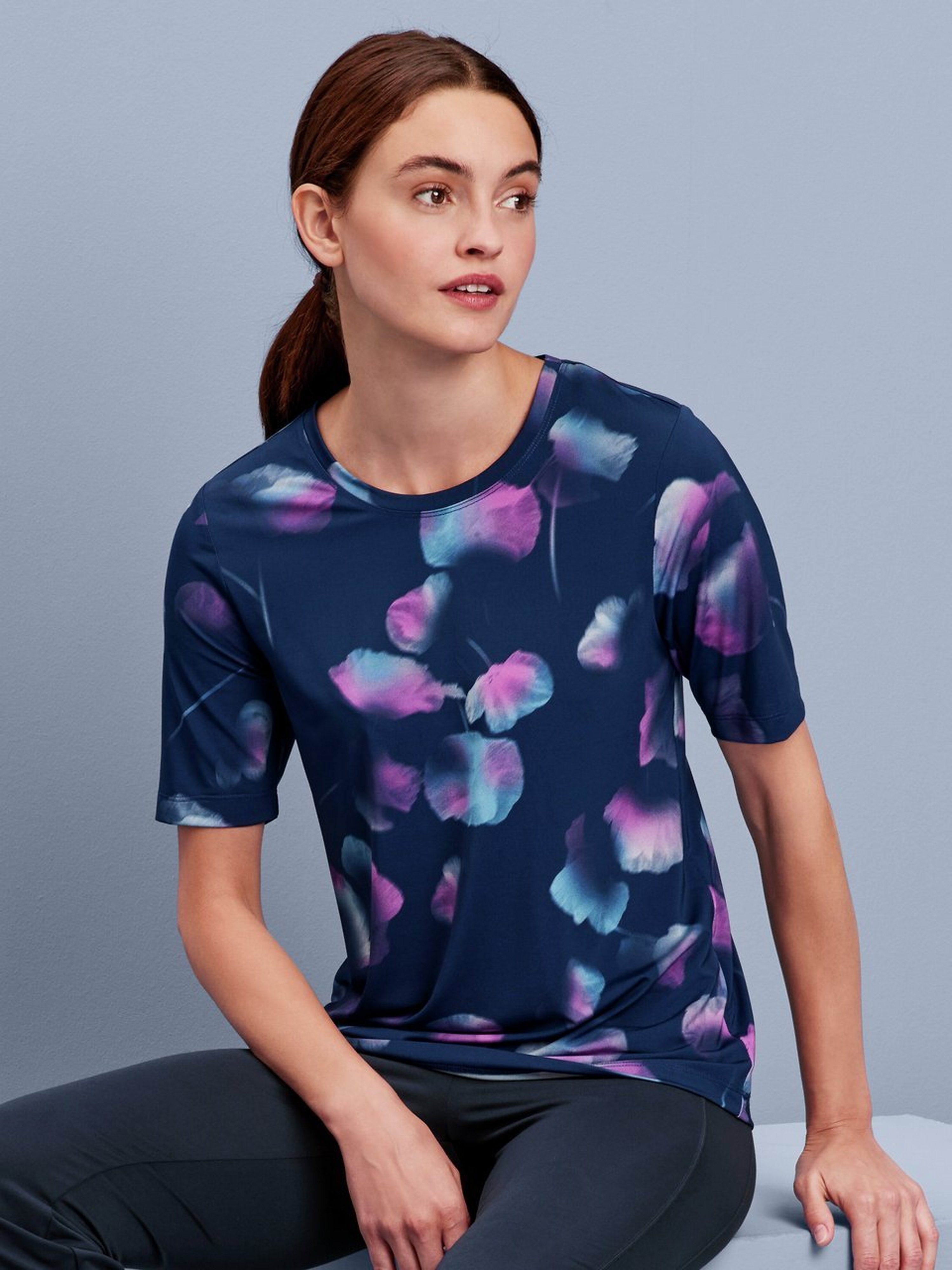 Rundhals-Shirt